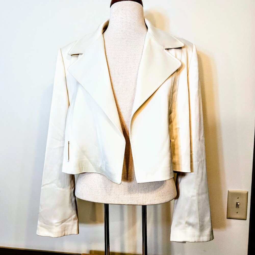 Zara NWOT Cream Cropped Satin effect lapel collar open front blazer jacket Small - Picture 2 of 6